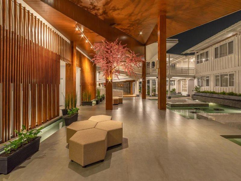 Kontena Hotel Batu  Exterior foto