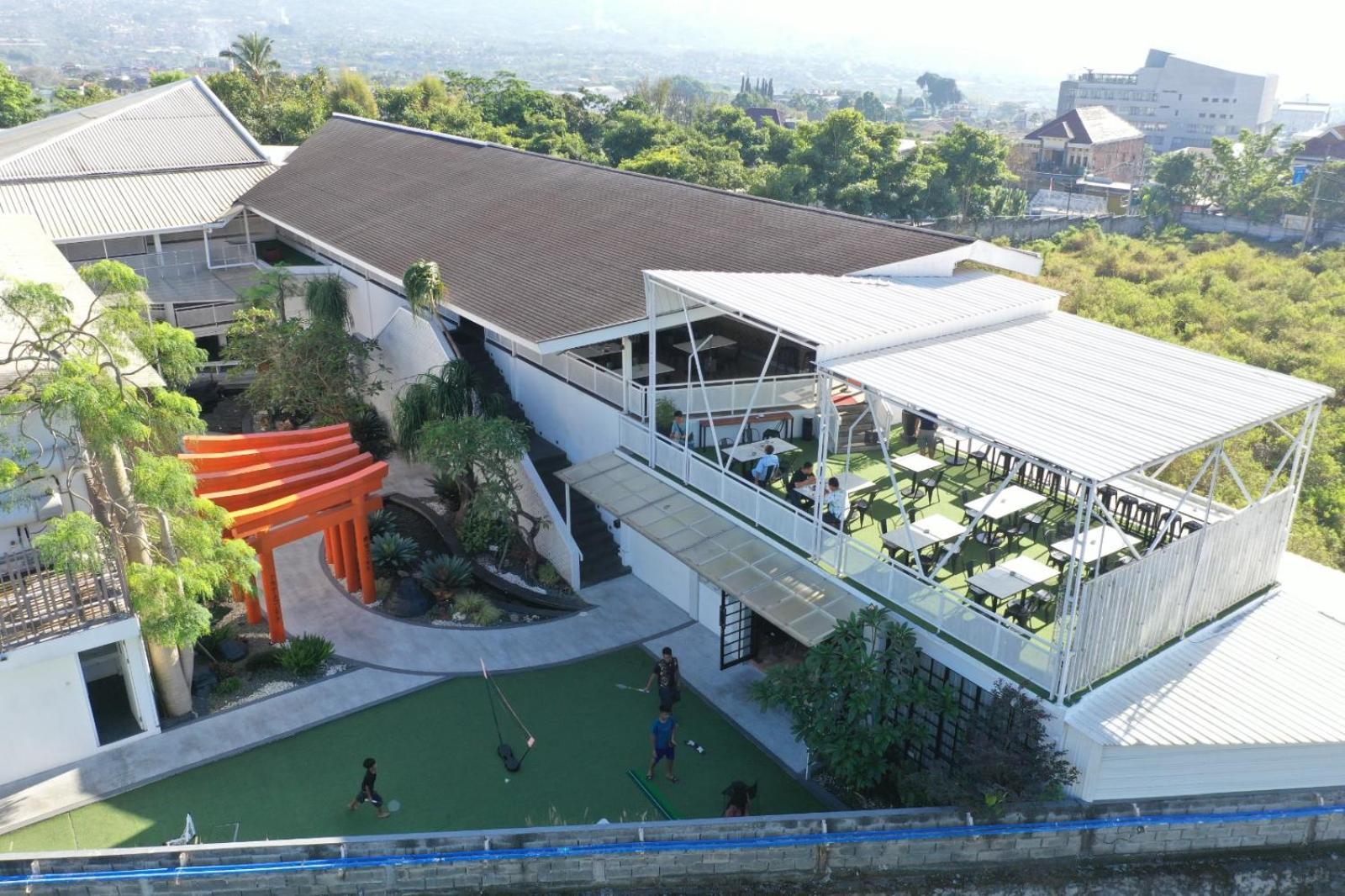 Kontena Hotel Batu  Exterior foto