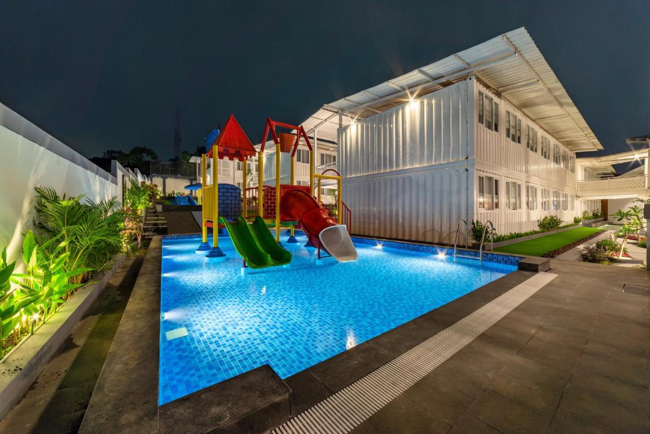 Kontena Hotel Batu  Exterior foto