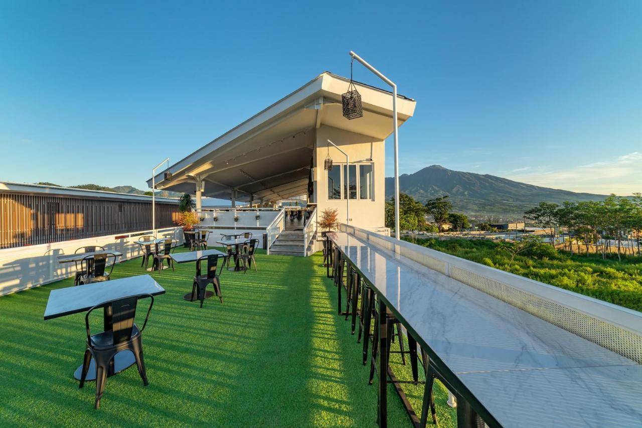 Kontena Hotel Batu  Exterior foto
